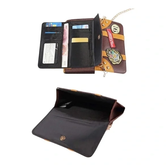 Hogwarts Themed Women's Bag NWOT - Picture 2 of 9